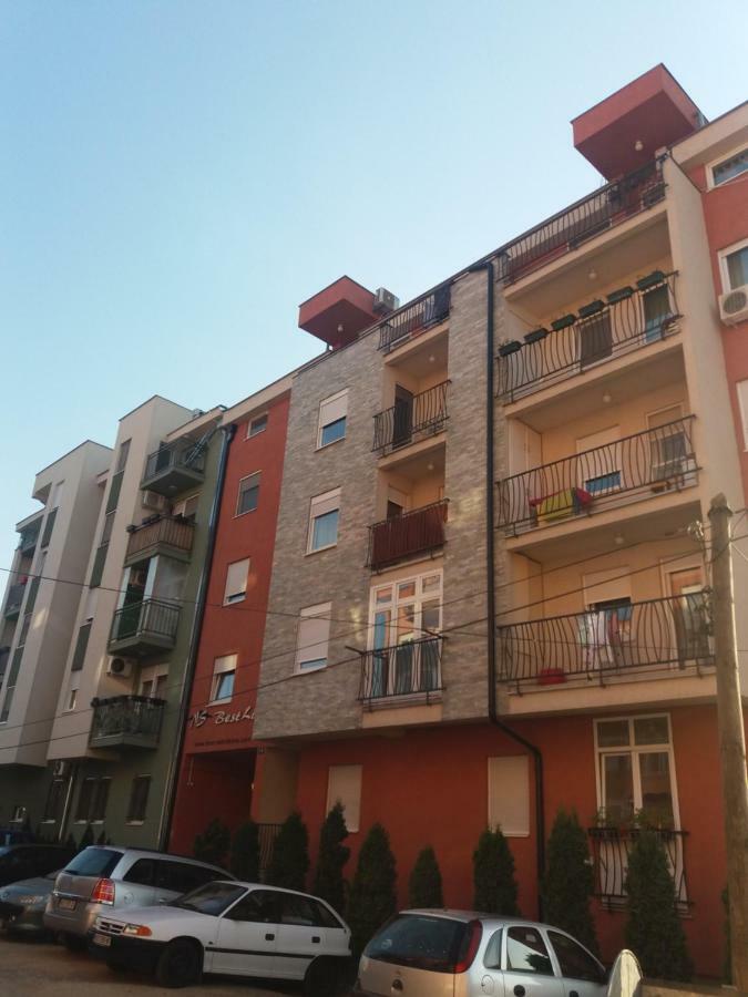 Daniris Apartman Новий Сад Екстер'єр фото